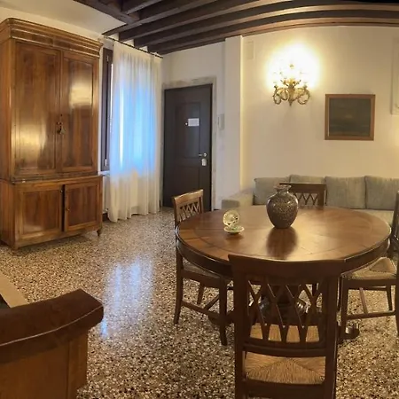 Grimaldi Cannaregio Appartement Venetië