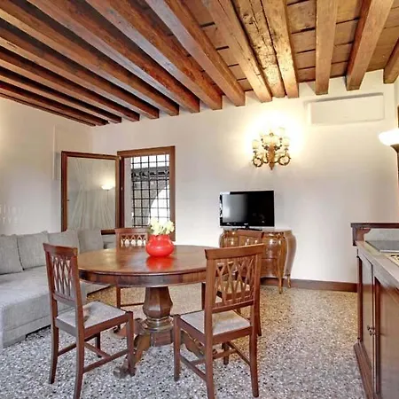 Grimaldi Cannaregio Appartement *