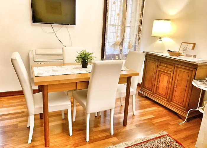 Grimaldi Cannaregio * Veneza