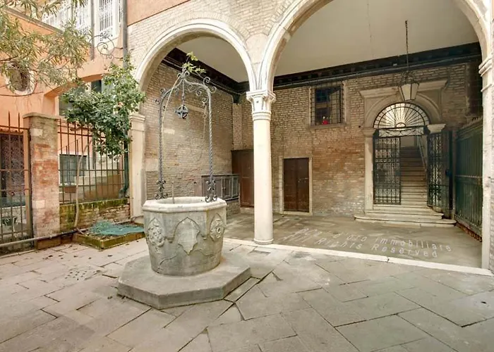 Grimaldi Cannaregio * Veneza