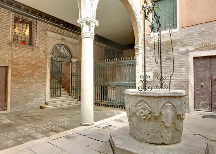 Grimaldi Cannaregio *